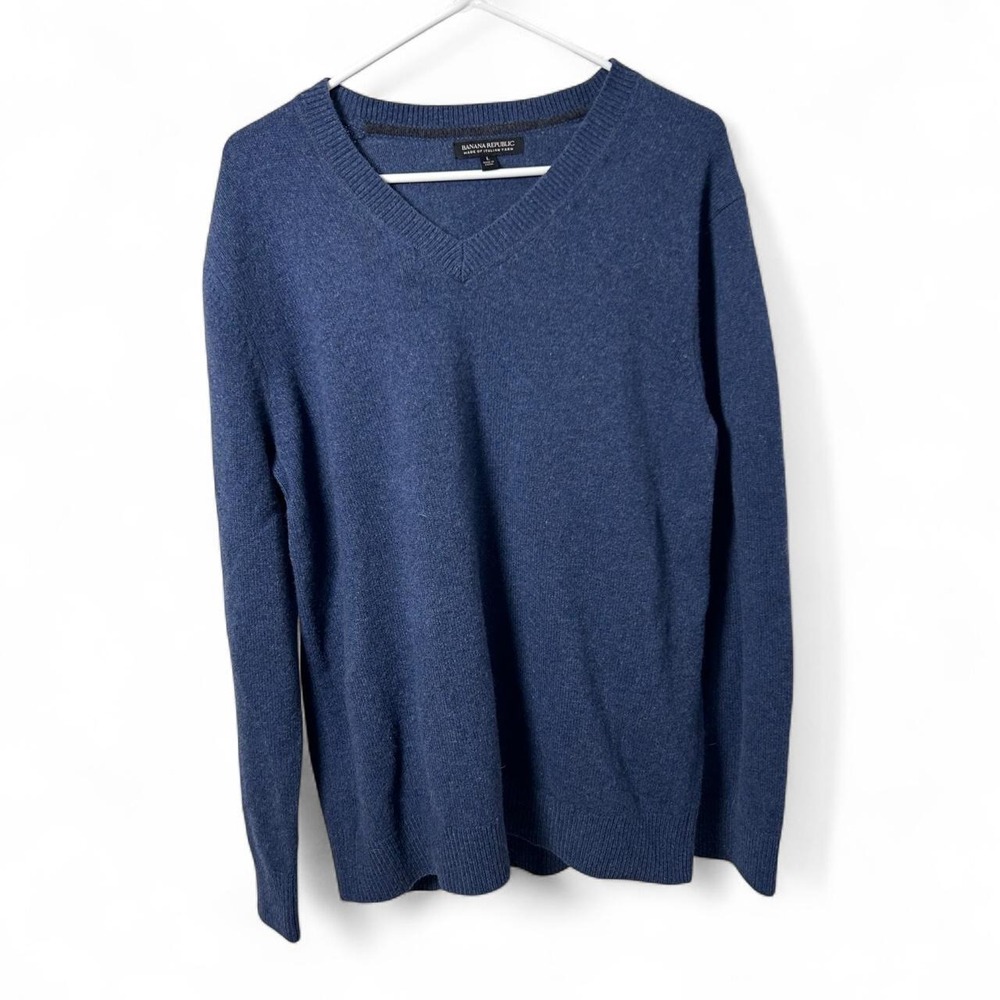 Banana Republic Blue V-neck sweater merino wool size L #menswear #vneck